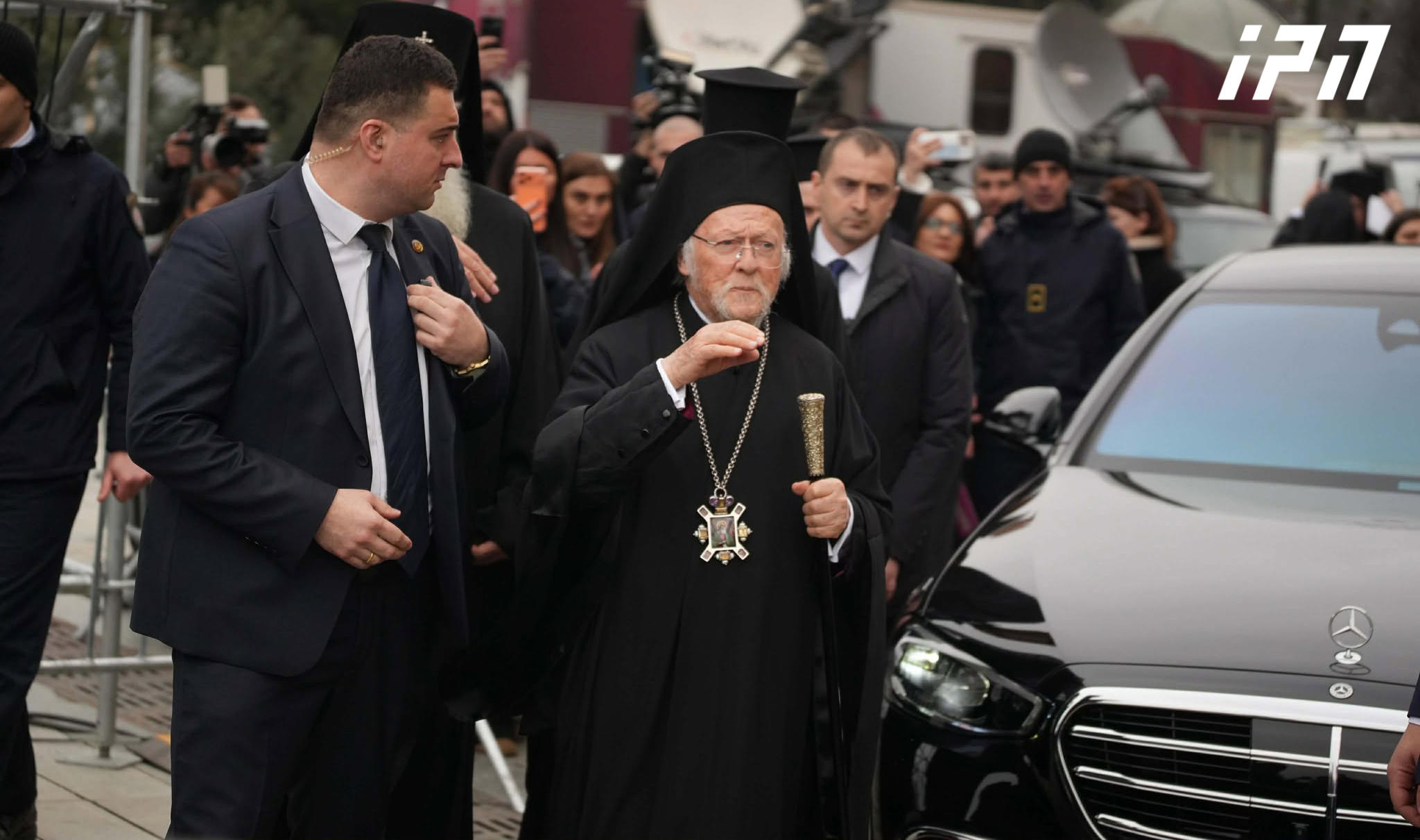 მსოფლიო პატრიარქი სამების ტაძარში მივიდა