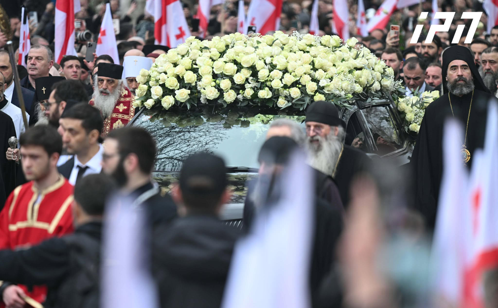ილია II სიონის საპატრიარქო ტაძარში დაკრძალეს