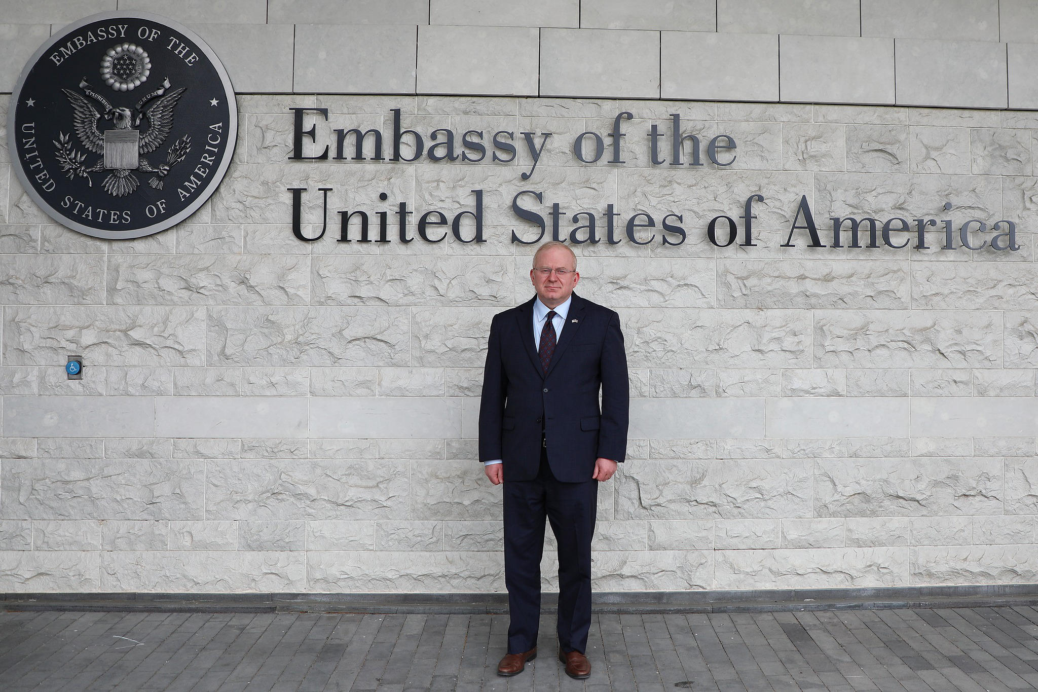 საქართველოში აშშ-ის სახელმწიფო დეპარტამენტის ევროპისა და ევრაზიის საქმეთა ბიუროს წარმომადგენელი, პიტერ ანდრეოლი ჩამოვიდა