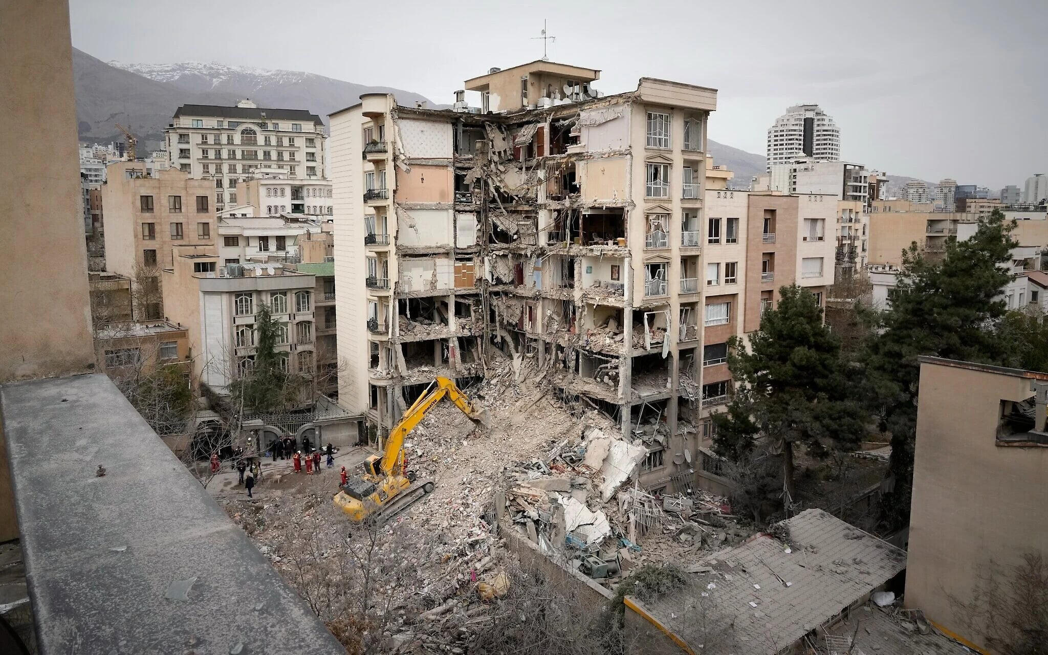 ისრაელის თავდაცვის ძალების ცნობით, ირანში რაკეტების საწყობები და შტაბბინები დაბომბეს