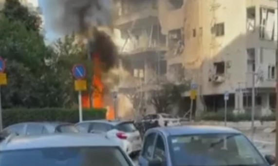 The Times of Israel - თელ-ავივში ირანის სარაკეტო იერიშის შედეგად 6 ადამიანი მსუბუქად დაშავდა