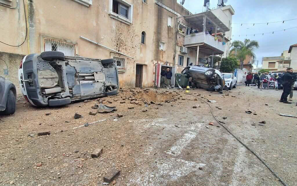 ისრაელში ირანის სარაკეტო იერიშის შედეგად 5 ადამიანი დაშავდა