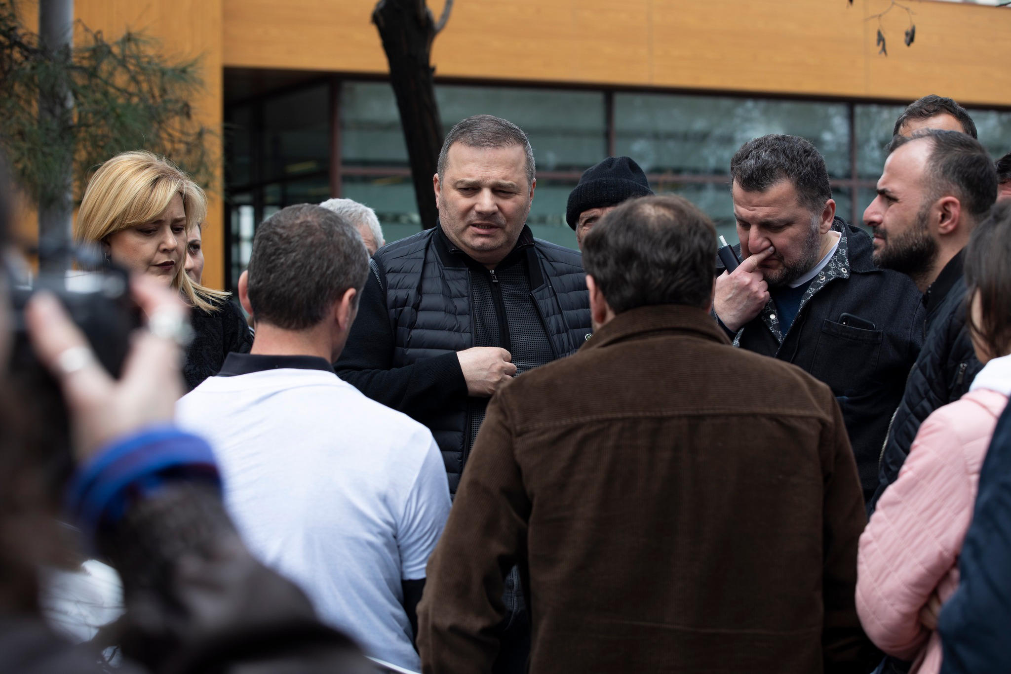 პარტია „გახარია საქართველოსთვის“ საპარლამენტო გუნდის წევრები პროკურატურასთან მაღაროელებს შეხვდნენ