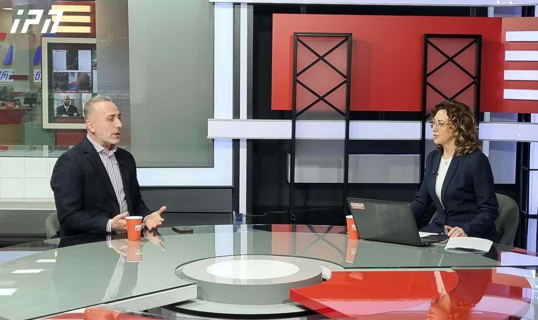 გიორგი შარაშიძე - ამერიკელები ზოგადად ყველას ესაუბრებიან - ვფიქრობ, სერიოზული საუბარი იყო, არასახარბიელო კობახიძისთვის, მაგრამ დიდი ალბათობით, იმედისმომცემი საქართველოსთვის