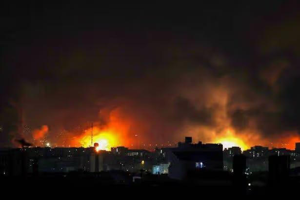 ქუვეითი აცხადებს, რომ ირანის თავდასხმის შედეგად დუბაის პორტში მათი ნავთობტანკერი დაზიანდა და ნავთობის დაღვრის საფრთხე არსებობს