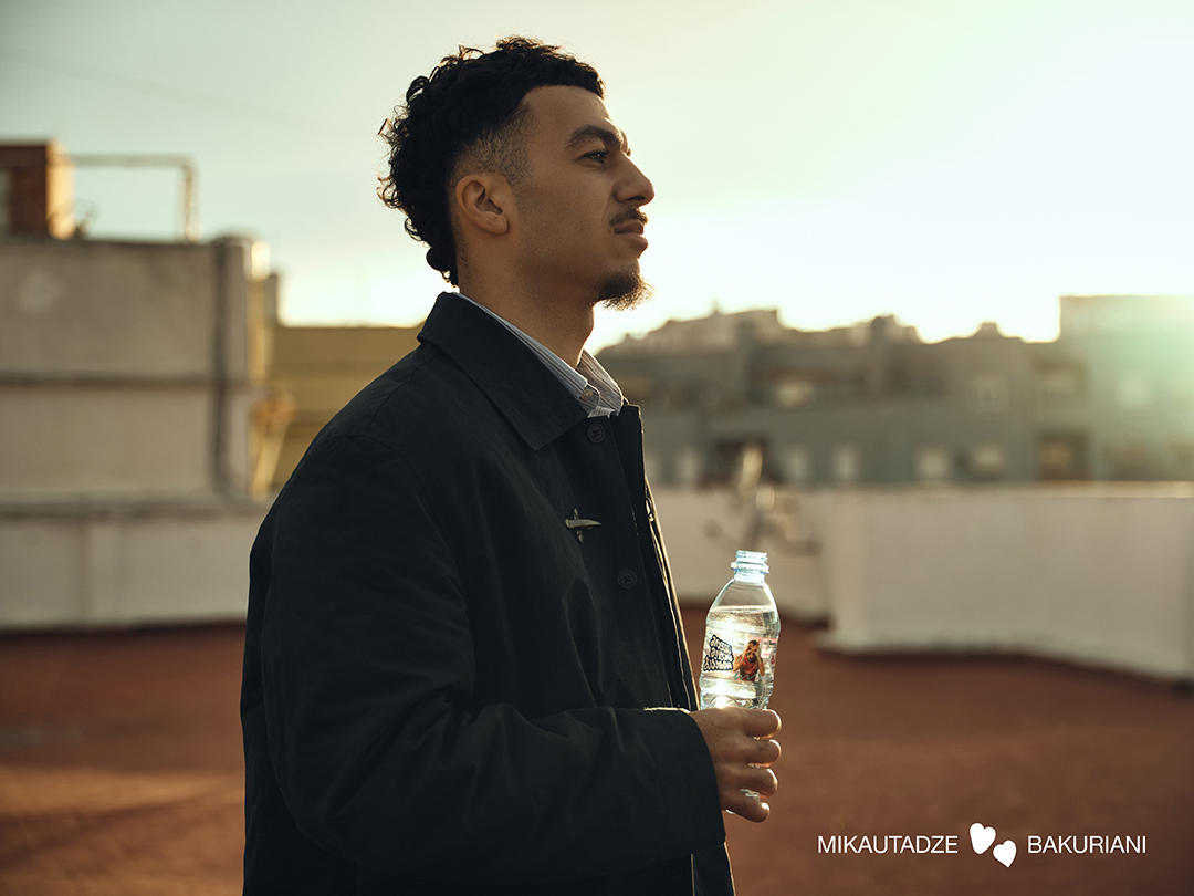 „ბაკურიანი” გიორგი მიქაუტაძესთან ერთად, ახალ ლიმიტირებულ შეფუთვას წარმოგიდგენთ