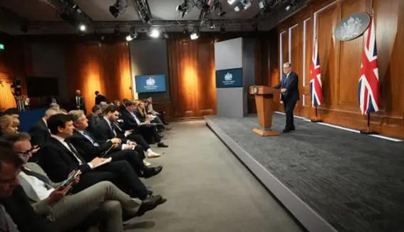 კირ სტარმერი - ირანის წინააღმდეგ ომთან დაკავშირებით ჩემი პოზიცია არ შეიცვლება - რა ზეწოლაც არ უნდა იყოს, მე ვარ ბრიტანეთის პრემიერ-მინისტრი და ჩვენი ეროვნული ინტერესებიდან გამომდინარე უნდა ვიმოქმედო