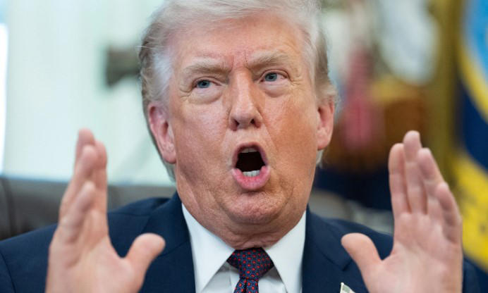 The Telegraph - დონალდ ტრამპი აცხადებს, რომ ნატო-დან გასვლას სერიოზულად განიხილავს