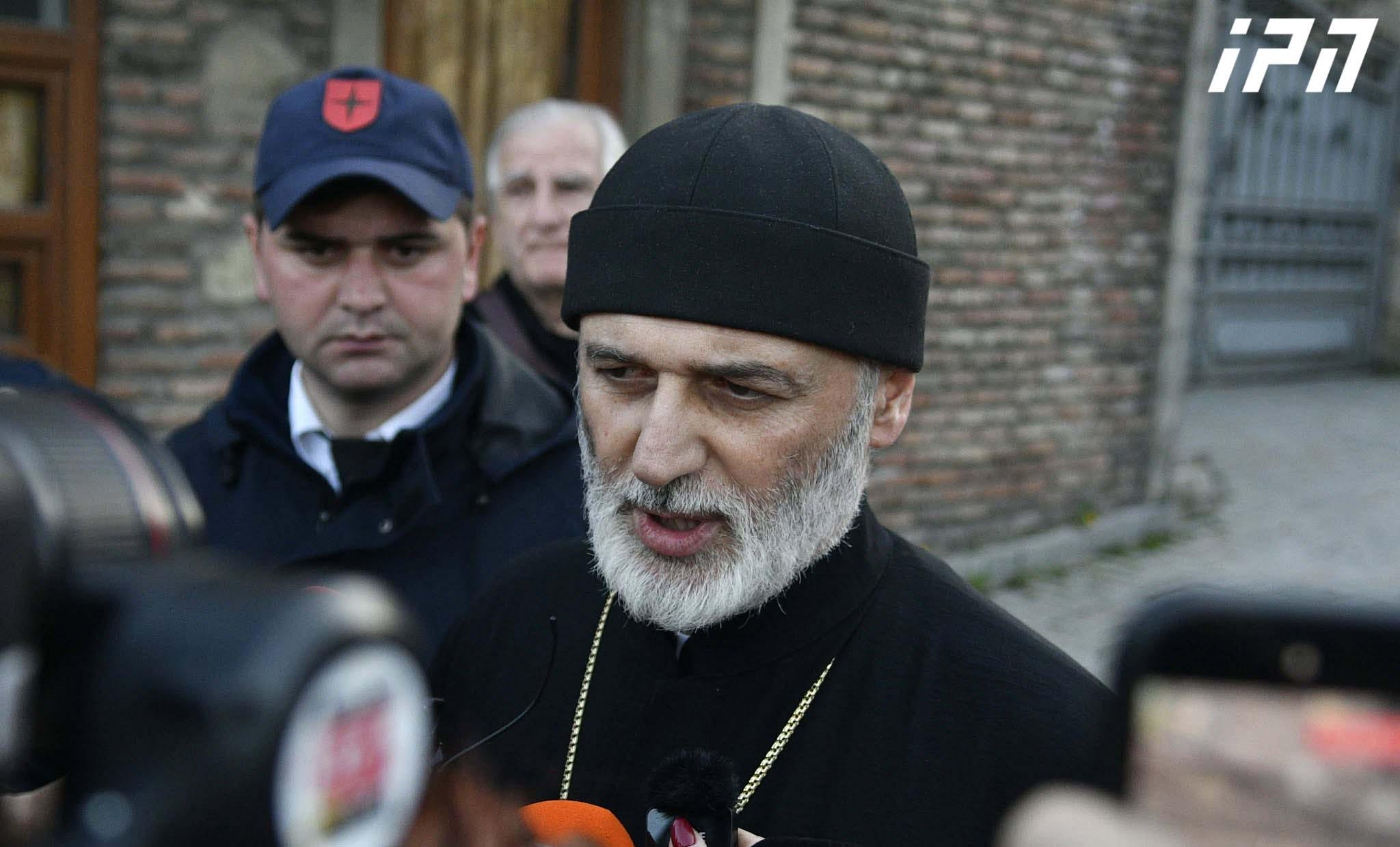 დეკანოზ ანდრია ჯაღმაიძის განცხადებით, სინოდის მომდევნო სხდომის ზუსტი თარიღი მოგვიანებით გახდება ცნობილი