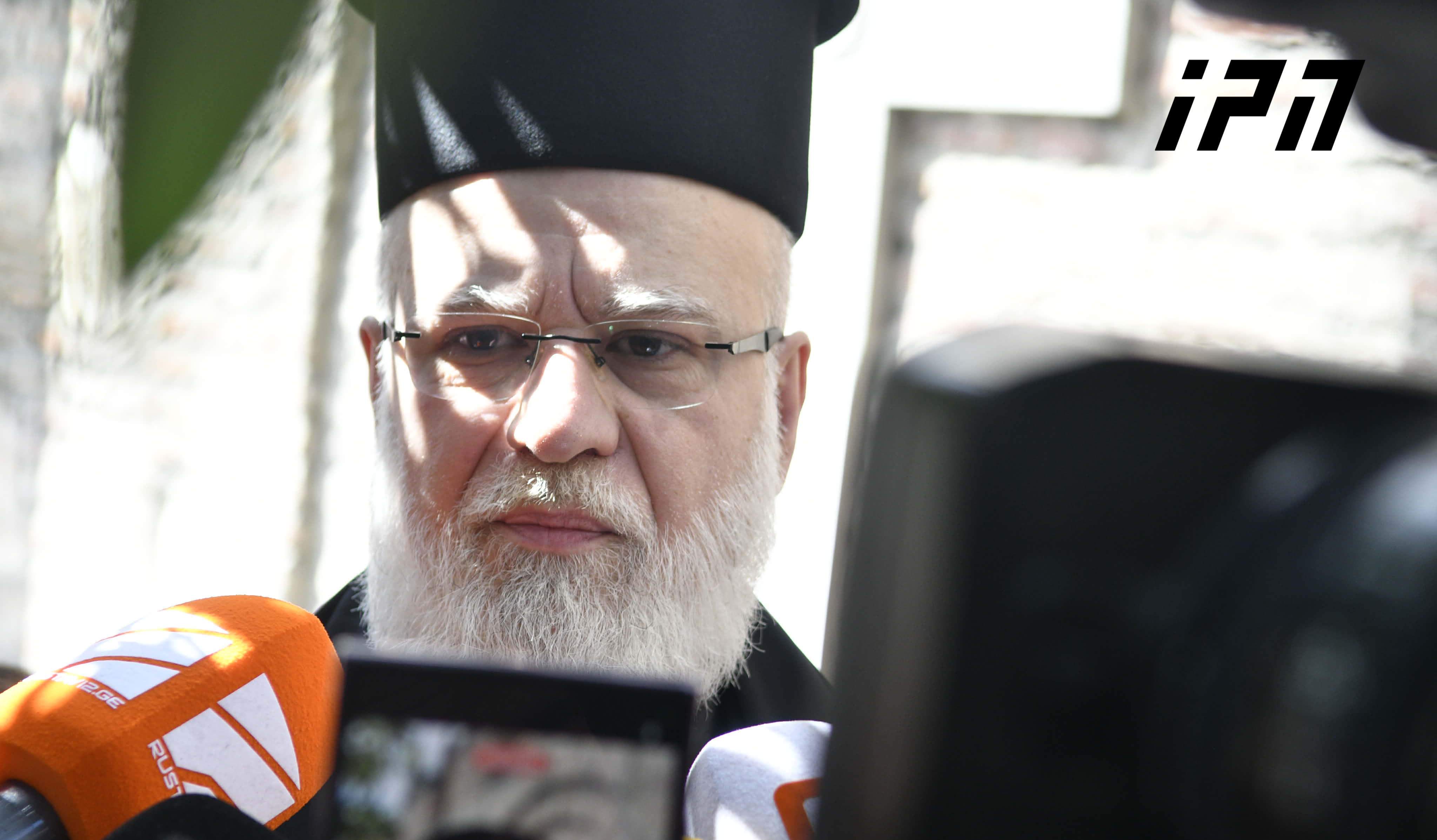 მეუფე ზენონი - პატრიარქის არჩევის პროცესში გარედან ჩარევას ვერ ვხედავ - საზოგადოება ყოველთვის ვიღაცის მხარესაა და ასეთ დროს ეთიკურ ნორმებს ყველა არ იცავს, ამას ჩარევად ვერ შევაფასებ, მაგრამ თუ რაღაც ჯგუფები ვინმეს წინააღმდეგ იმოქმედებენ, მაშინ, რა თქმა უნდა