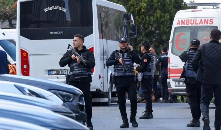 თურქეთის შს მინისტრი - ისრაელის საკონსულოსთან სროლაში მონაწილე ერთ-ერთ პირს კავშირი ჰქონდა ორგანიზაციასთან, რომელიც რელიგიას ექსპლუატაციას უწევს