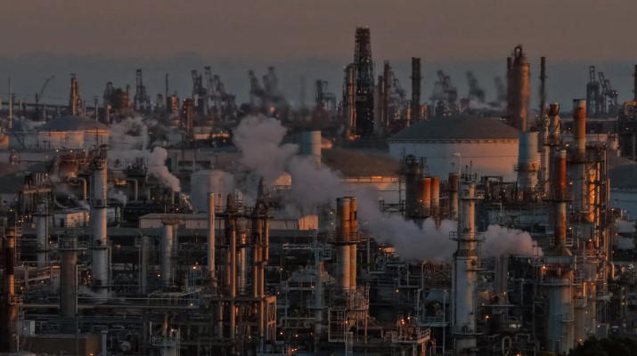 Axios - ირანსა და აშშ-ს შორის ცეცხლის შეწყვეტის გამოცხადების შემდეგ ნავთობის ფასი დაეცა