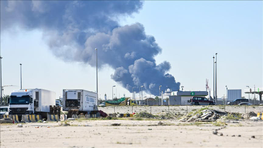 მედია - ქუვეითსა და არაბთა გაერთიანებულ საამიროებში აცხადებენ, რომ ცეცხლის შეწყვეტის გამოცხადების მიუხედავად, დილიდან ირანის მიერ გაშვებულ დრონებსა და რაკეტებს იგერიებენ