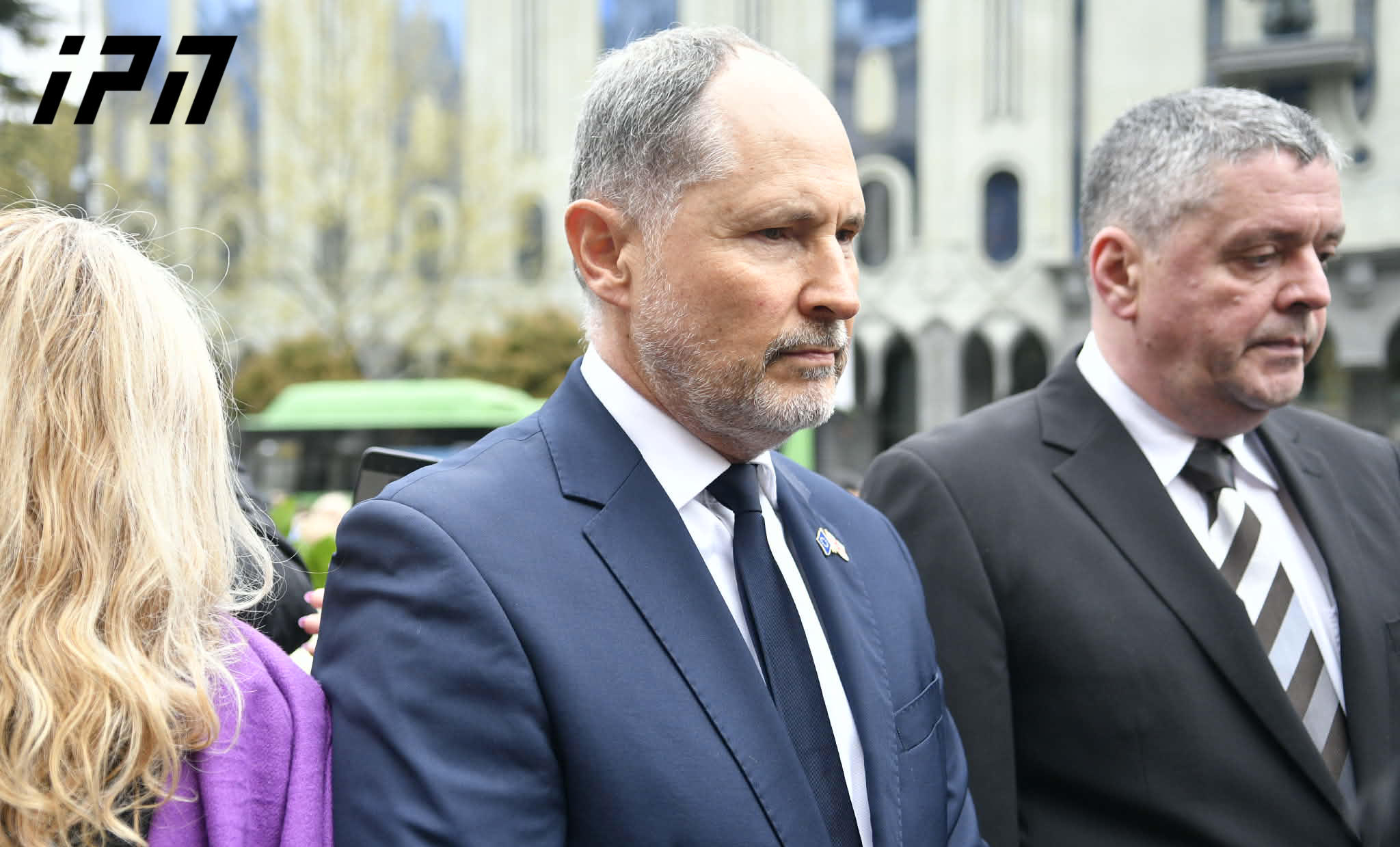 პაველ ჰერჩინსკიმ 9 აპრილს დაღუპულთა ხსოვნას პატივი მიაგო - აქციის მონაწილეებმა ელჩი შეძახილებით: „მადლობა, მადლობა“ გააცილეს