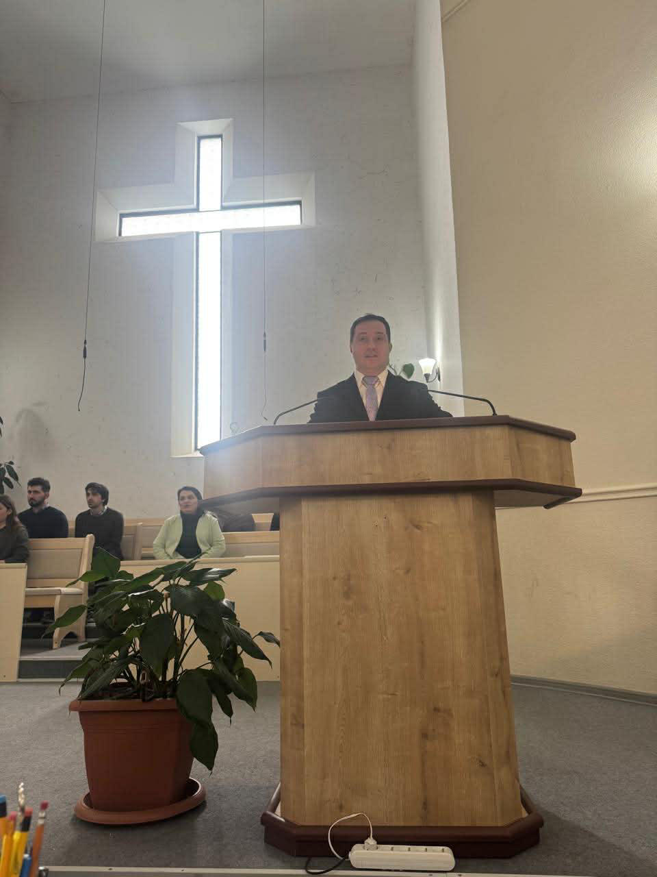 ბაპტისტური თემი აღდგომას ზეიმობს