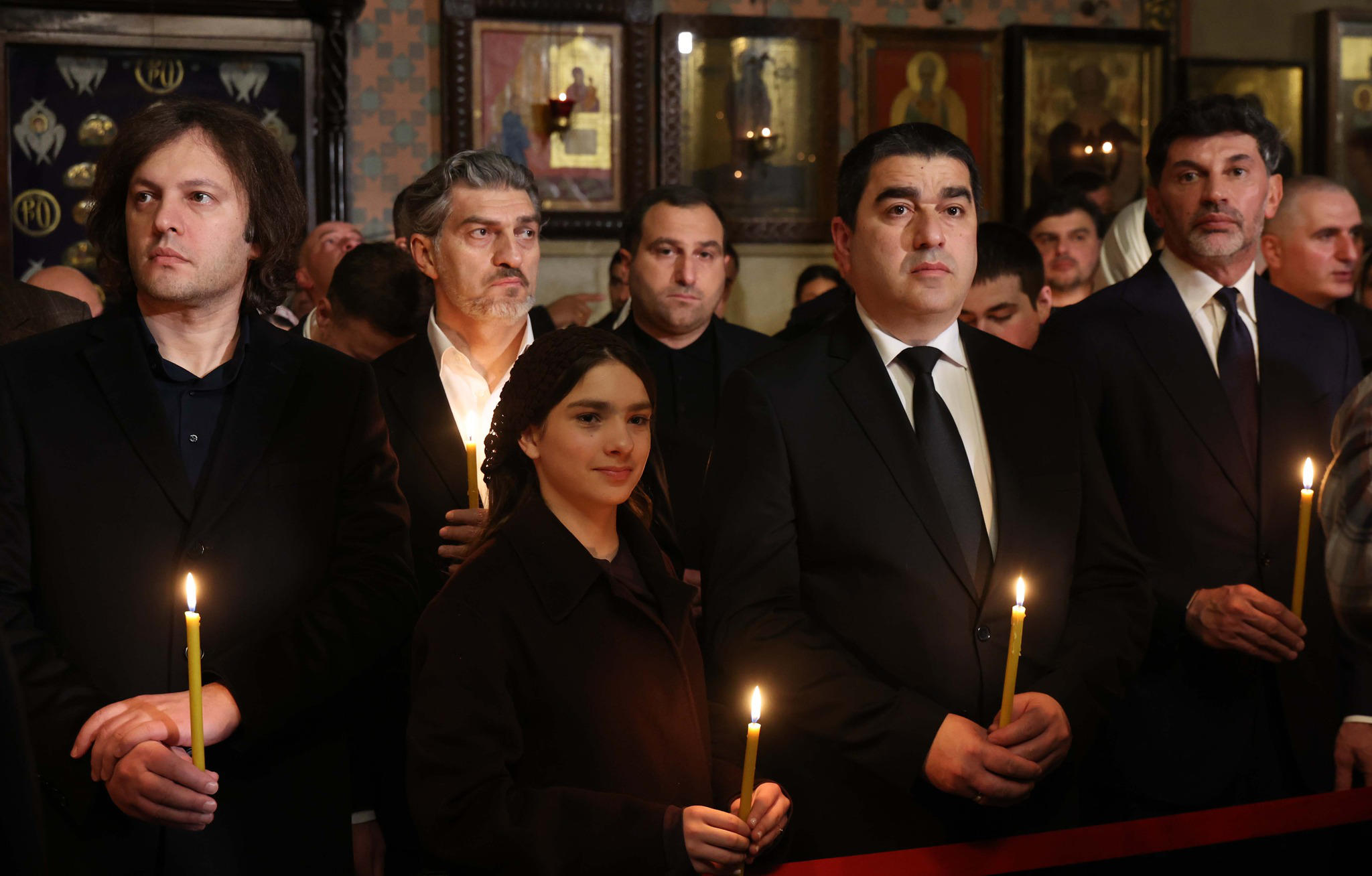 ხელისუფლების წარმომადგენლები სიონის საპატრიარქო ტაძარში სააღდგომო ლიტურგიას დაესწრნენ