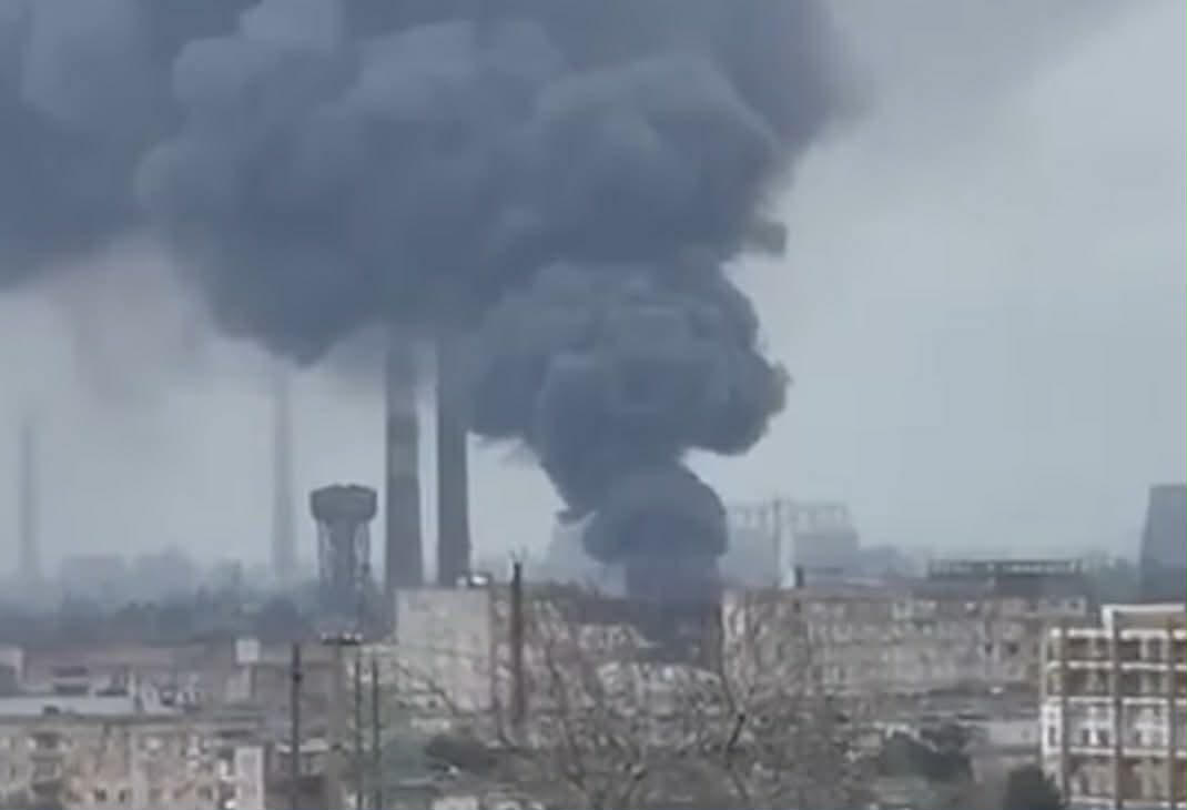 რუსთავში, პლასტმასის საწყობში ხანძარი იყო