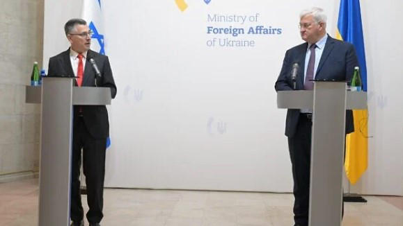 მედია - უკრაინა ისრაელს მოუწოდებს, მოპარული უკრაინული მარცვლეულით დატვირთული რუსული გემი დააკავოს, რომელიც ხაიფას პორტში შევიდა