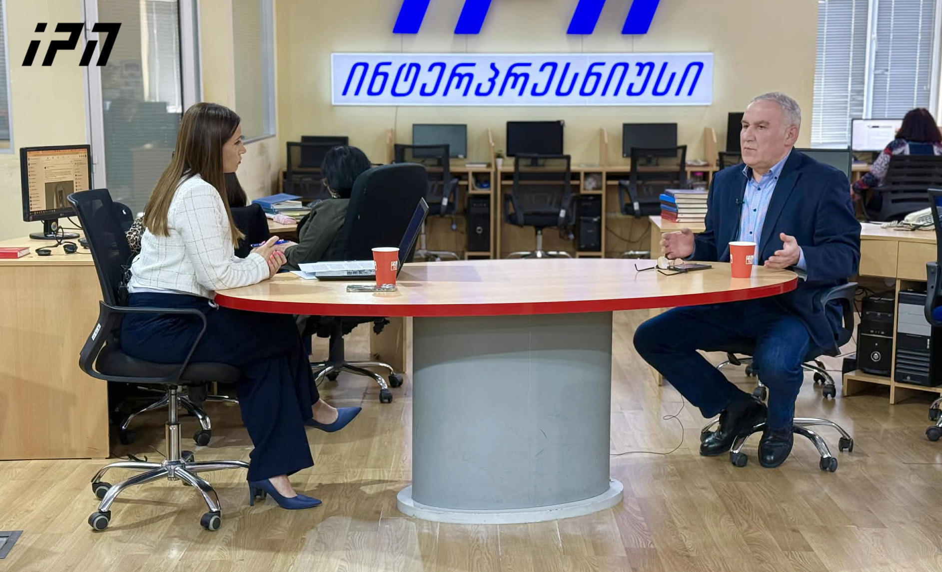 ნუგზარ წიკლაური - არასდროს ხდება ორი ერთი და იგივე მოვლენა, უნგრეთში არაა ყველა პოლიტიკური ლიდერი ციხეში ნამყოფი - ჩვენ თუ გვინდა, რომ როგორც მადიარი იდგა საბარგო მანქანაზე, ისე ქართული ოპოზიცია ასეთ მანქანაზე დადგეს, ვერ გამოვა