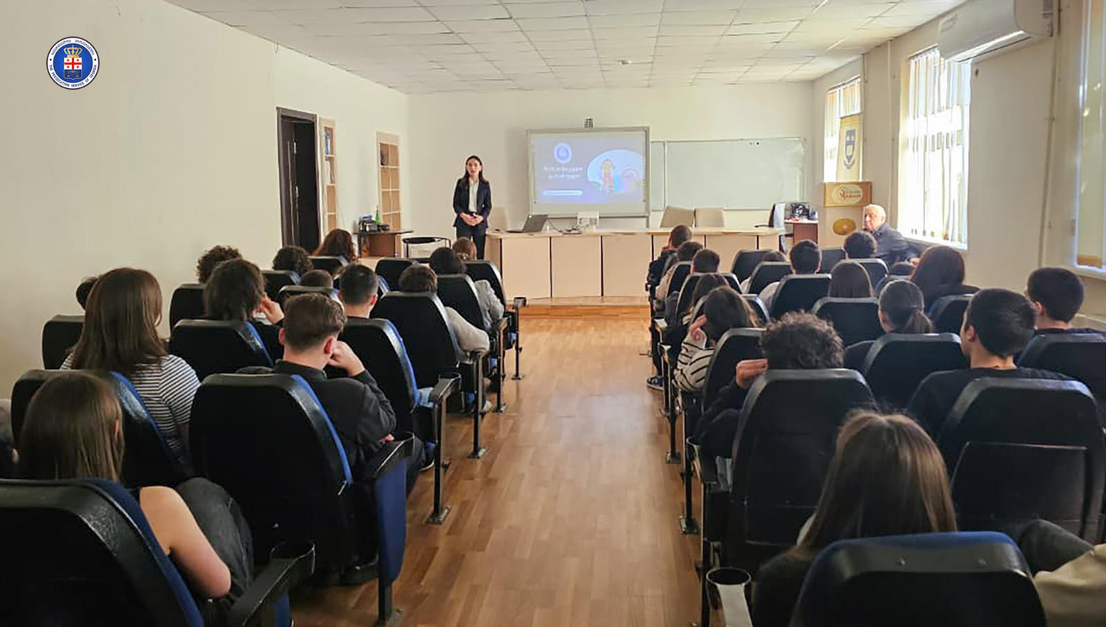 საქართველოს პროკურატურის ანტინარკოტიკული კამპანიის ფარგლებში, თბილისის სკოლებში საინფორმაციო შეხვედრები გაიმართა