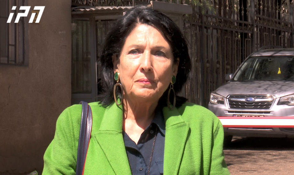 სალომე ზურაბიშვილი ანდრო ჭიჭინაძის, ონისე ცხადაძისა და კიდევ 9 პირის განაჩენზე - დღეს მოსამართლე თეა ლეონიძემ განაჩენი, პირველ რიგში, თავის თავს გამოუტანა - ასევე, ეს ბიძინა ივანიშვილის რეჟიმის განაჩენია