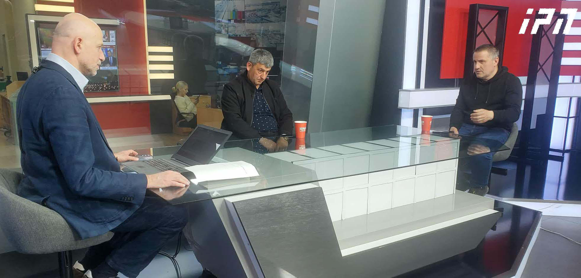 დიუშენის კუნთოვანი დისტროფიით დაავადებული ერთ-ერთი ბავშვის მშობელი - მადლობა საზოგადოებას, რომ ჩვენ გვერდით დგას, როცა ეს პრობლემა გახმაურდა, ხალხი მიხვდა რა უბედურებასთან გვაქვს საქმე ამ 100 ოჯახს