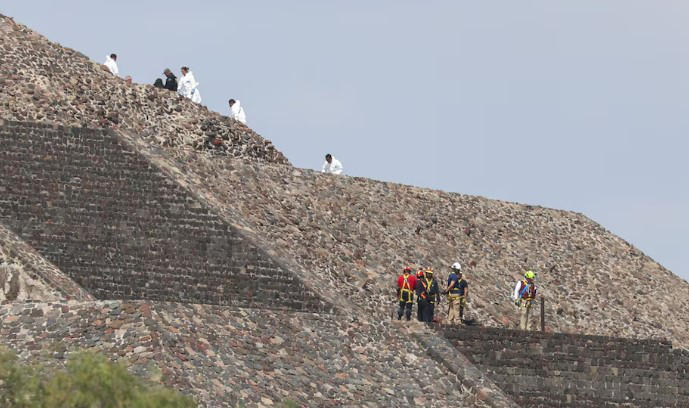 Reuters - მექსიკაში შეიარაღებულმა პირმა ტეოტიუაკანის პირამიდებთან ცეცხლი გახსნა, რასაც მსხვერპლი მოჰყვა