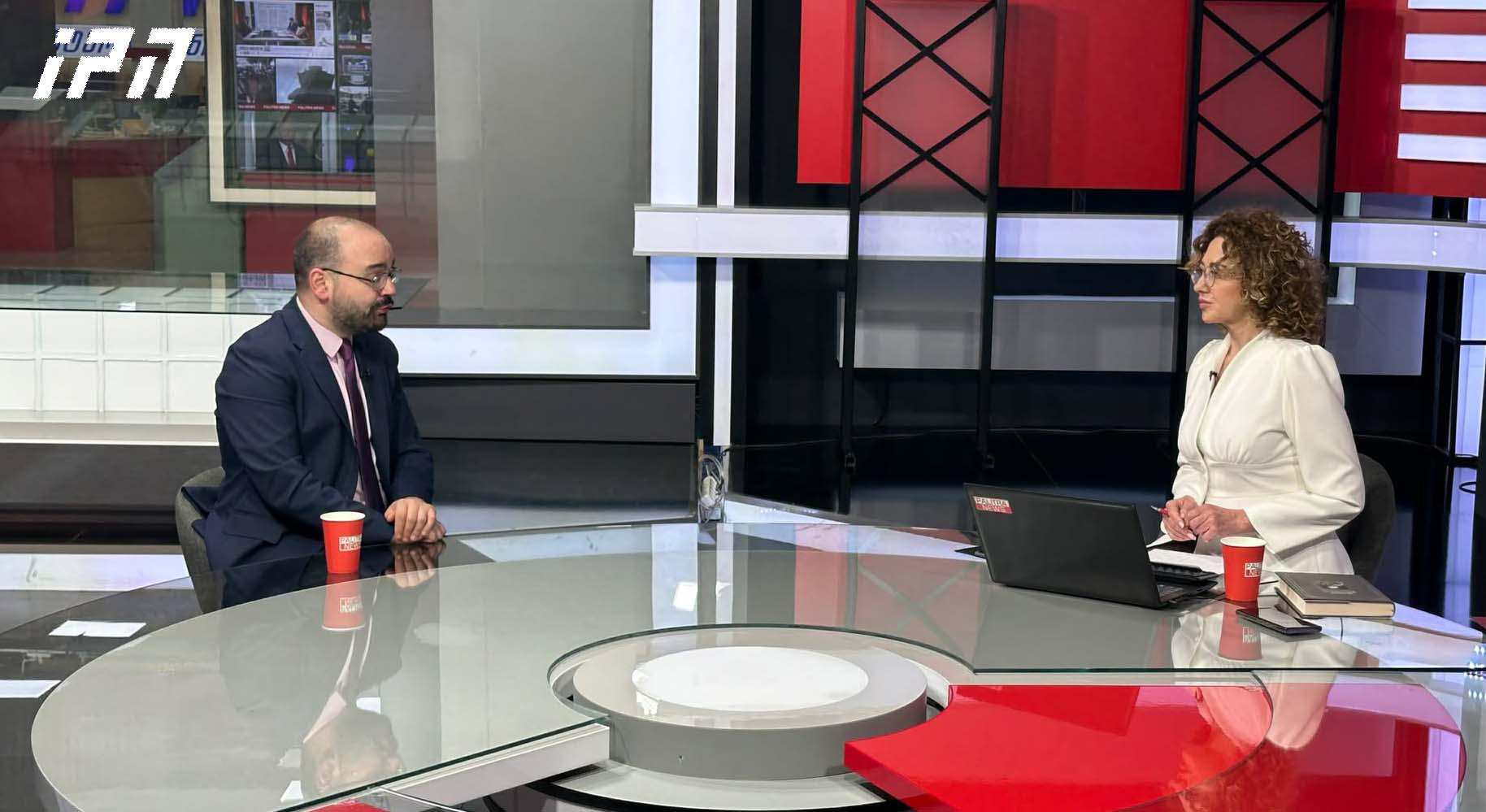 გრიგოლ გეგელია - ცხრა პარასკევი აქვთ კვირაში, დღეს ჯერ კიდევ მყარად რომ არის კობახიძე, ხვალ მიუჯდება ღარიბაშვილს და ლილუაშვილს - კობახიძის ადგილზე ლოცვას გავაძლიერებდი