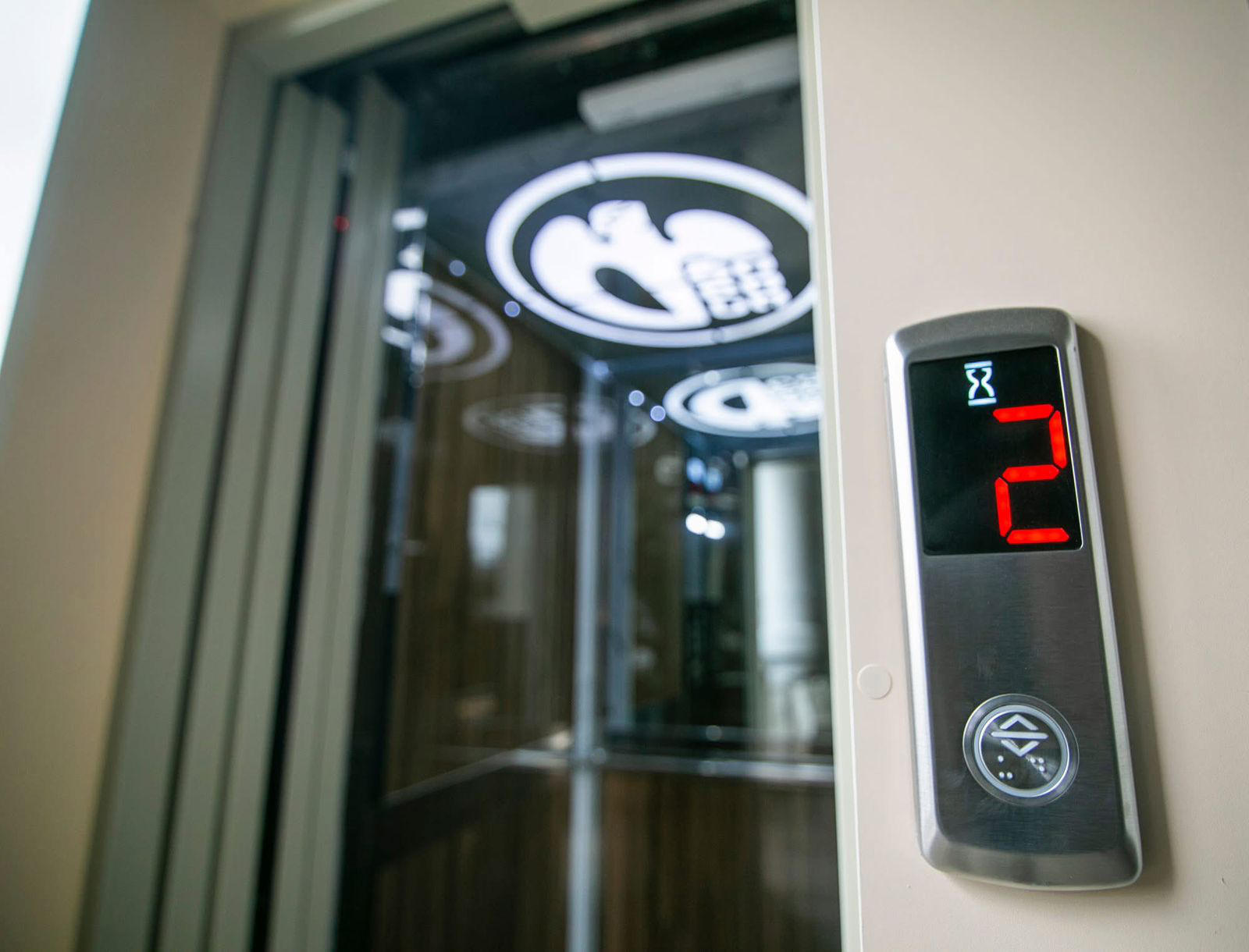 კახა კალაძე - მიმდინარე წლის პირველ კვარტალში 100-მდე ლიფტი განახლდა, წლის ბოლომდე კი დამატებით 600-მდე ამორტიზებული ლიფტი შეკეთდება