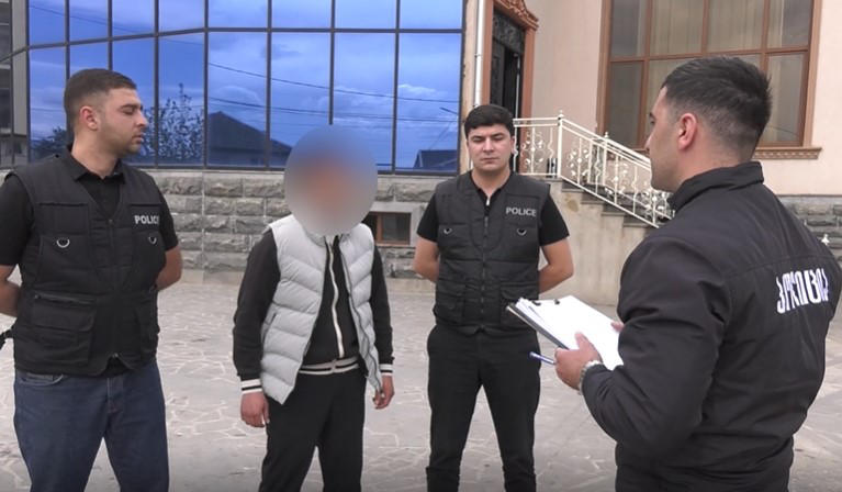 პოლიციამ მარნეულში მომხდარი დაჭრის ფაქტზე ერთი პირი დააკავა