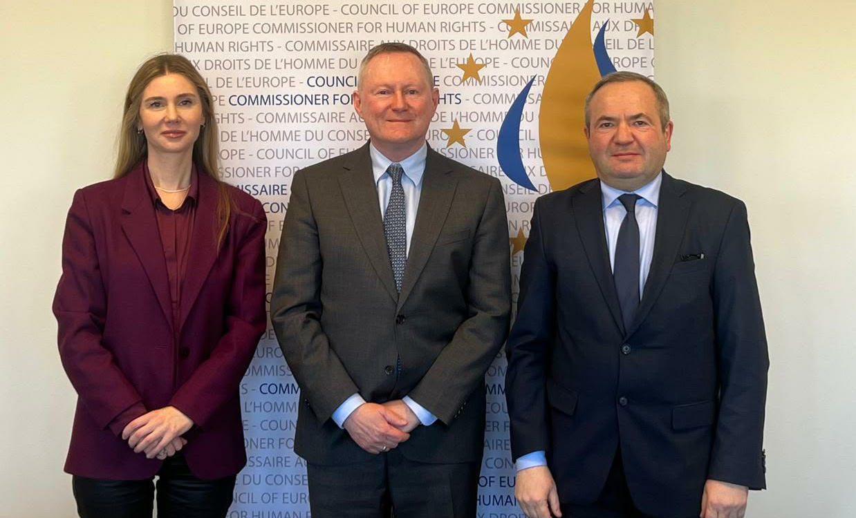 თინა ბოკუჩავა და ზურაბ ჭიაბერაშვილი ევროსაბჭოს ადამიანის უფლებათა დაცვის კომისარს, მაიკლ ო’ფლაერტს შეხვდნენ