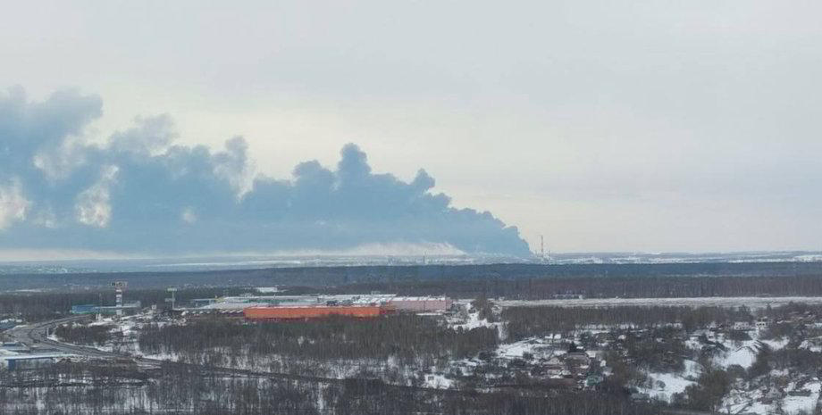 მედია - რუსეთის ოლქებში ნავთობგადამამუშავებელ ქარხნებზე დრონებით თავდასხმა განხორციელდა