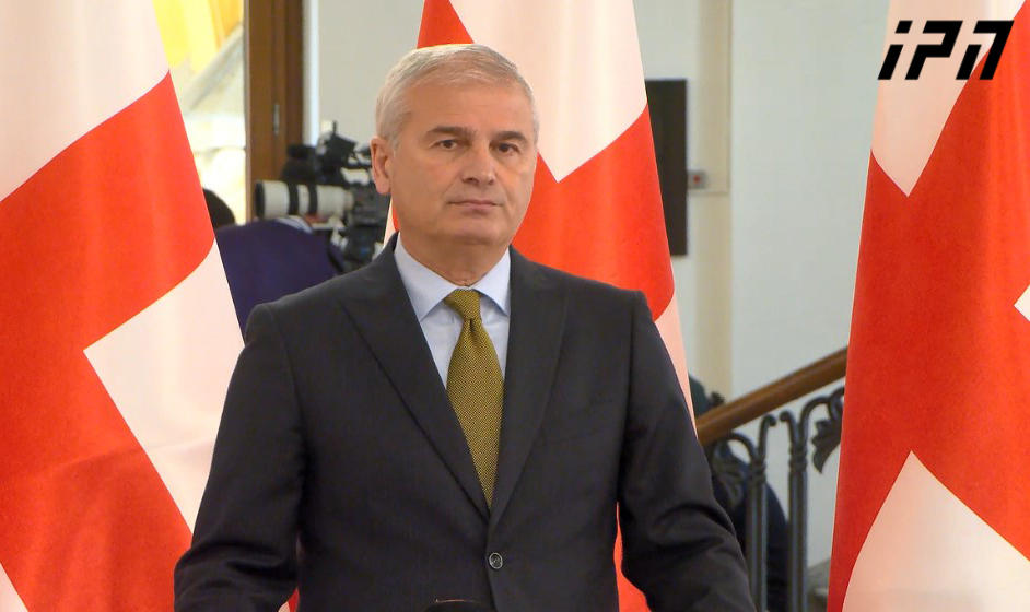 ირაკლი ქადაგიშვილი - წარმოუდგენელია, როცა ევროკავშირის ელჩი ქვეყანას ეუბნება, რომ შენ გაქვს არჩევანი: ან ევროკავშირი, ან ბნელეთში დაბრუნება - ეს ელჩის მხრიდან საქართველოსთან მიმართებაში ხედვის გაბანკროტებაა