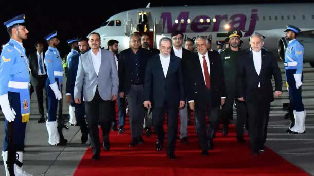 ირანის საგარეო საქმეთა მინისტრი პაკისტანში ჩავიდა