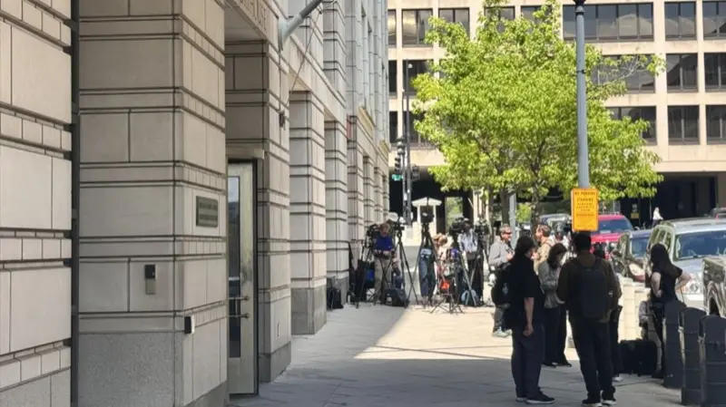 ვაშინგტონში, „თეთრი სახლის კორესპონდენტთა ასოციაციის“ სადილზე სროლაში ეჭვმიტანილს დონალდ ტრამპის მკვლელობის მცდელობისთვის ბრალი წაუყენეს