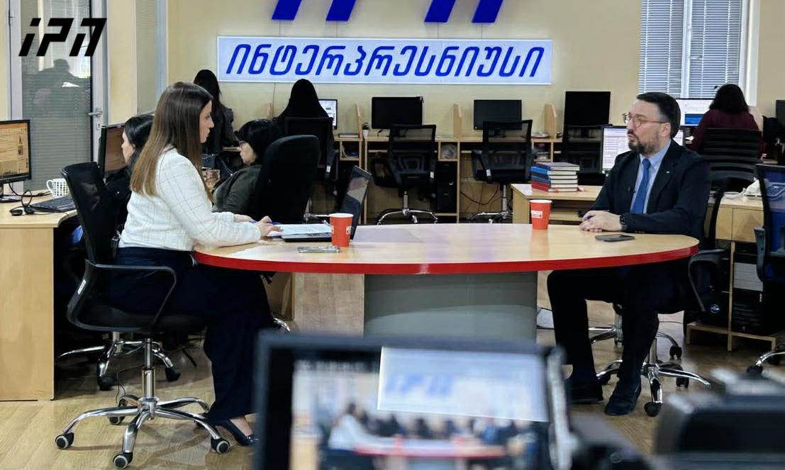 თაზო დათუნაშვილი - შემირცხვენია ყველა, ვისაც პოლიტიკა ჰგონია, არ გააკეთოს ის, რაც ბავშვებს თუნდაც 1 წუთით, თუნდაც 1 საათით აარიდებს ეტლს ან გაუხანგრძლივებს სიცოცხლეს, რაც შეეხება მაკა ბოჭორიშვილის განცხადებებს, ასე გამოიყურება ბოროტება!