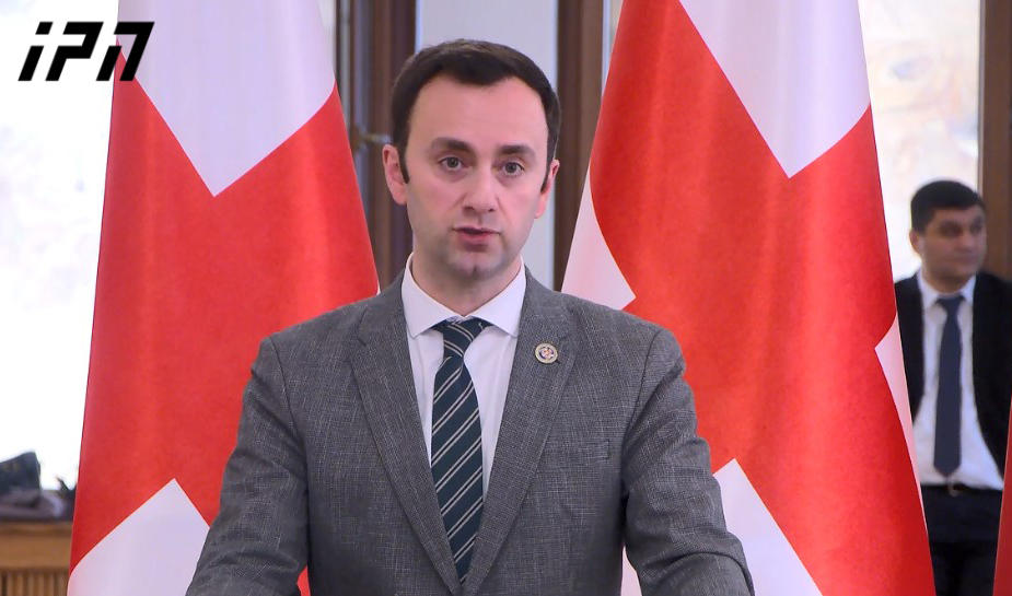 ლევან მახაშვილი - ზოგიერთი ელჩი პოლიტიკურ მატრაკვეცობას მიმართავს და როგორც ჩანს, ევროკავშირის ელჩმაც გადაწყვიტა, მოდას აჰყვეს - რაც შეეხება საელჩოს განცხადებას, ერთი და იგივე მილიონჯერ რომ გაიმეორონ, ტელეფონი ვერ გახდება მანქანა