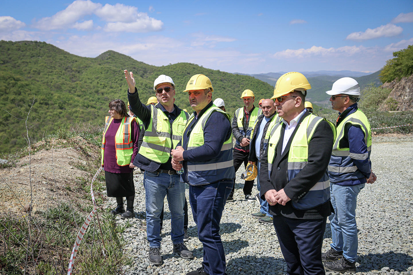 ბოლნისის მუნიციპალიტეტის მერი ზამურ ჭითანავა და დმანისის მუნიციპალიტეტის მერი კობა მურადაშვილი „არემჯიში“ კომპანიის გარემოსდაცვით საქმიანობას გაეცნენ