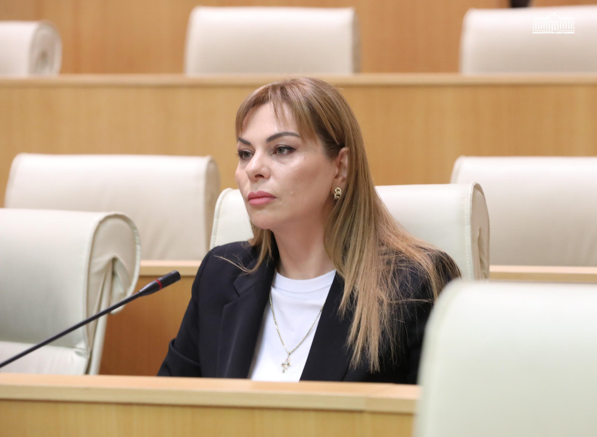დაჯი კოვზირიძე - კობახიძის მოწოდებით შექმნილი ფასების კომისია აღმოჩნდა მორიგი ბიუროკრატიული ფარსი - მან კიდევ ერთხელ მოატყუა და დასცინა საკუთარ მოსახლეობას, საკუთარ ღარიბ ამომრჩეველს