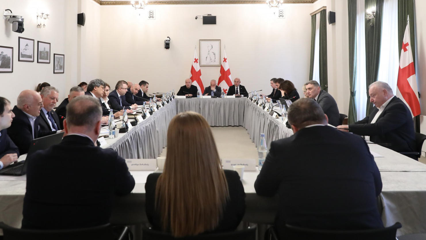 ფასების შემსწავლელი კომისია - პრობლემა ბაზრის სტრუქტურულ მოწყობაშია - ძირითადი პრობლემაა არა გადაჭარბებულ მოგებაში, არამედ პრობლემაა არაეფექტურ საოპერაციო ხარჯებში