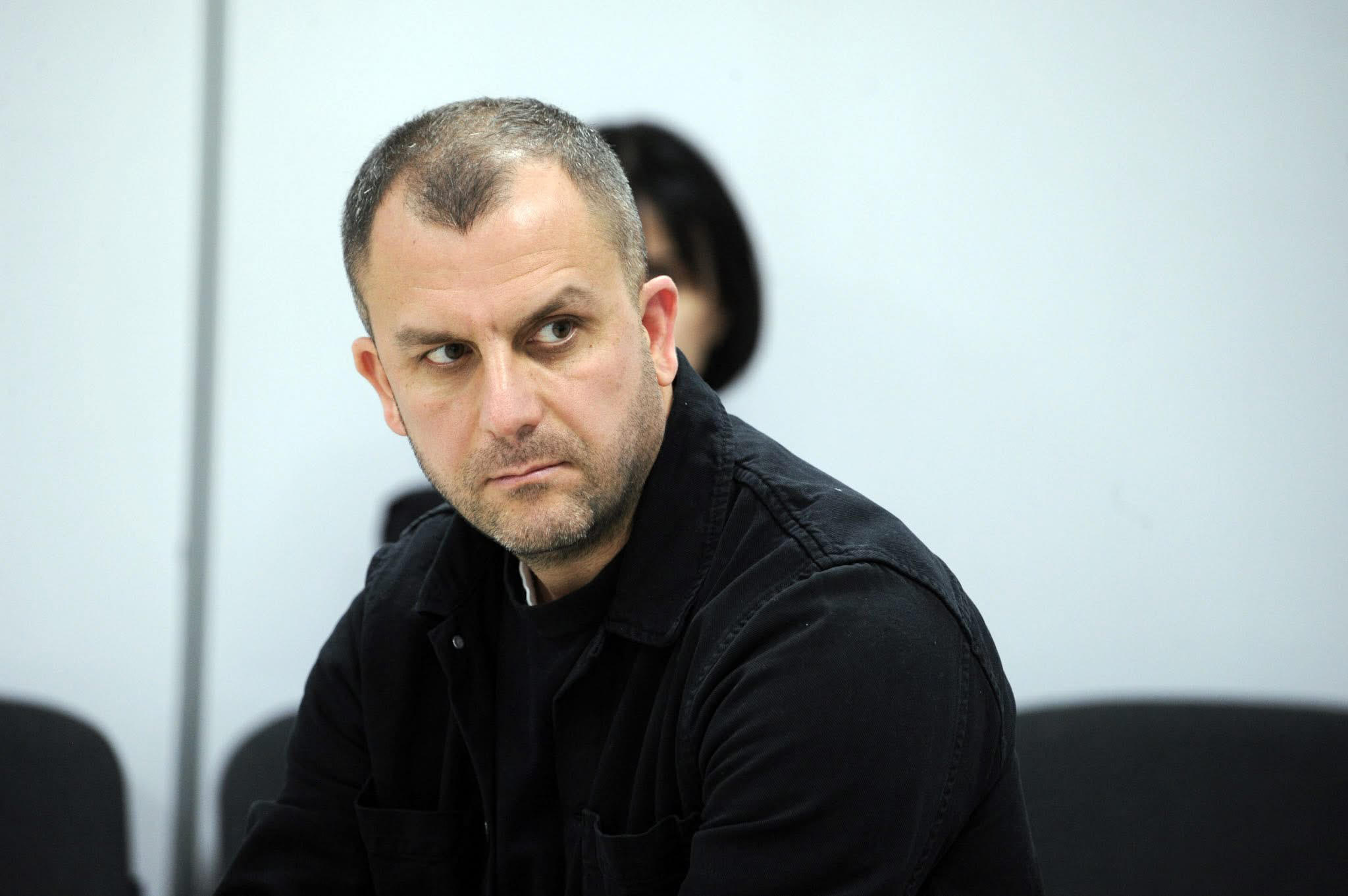 ჟურნალისტ გელა მთივლიშვილის განცხადებით, თავს დაესხნენ