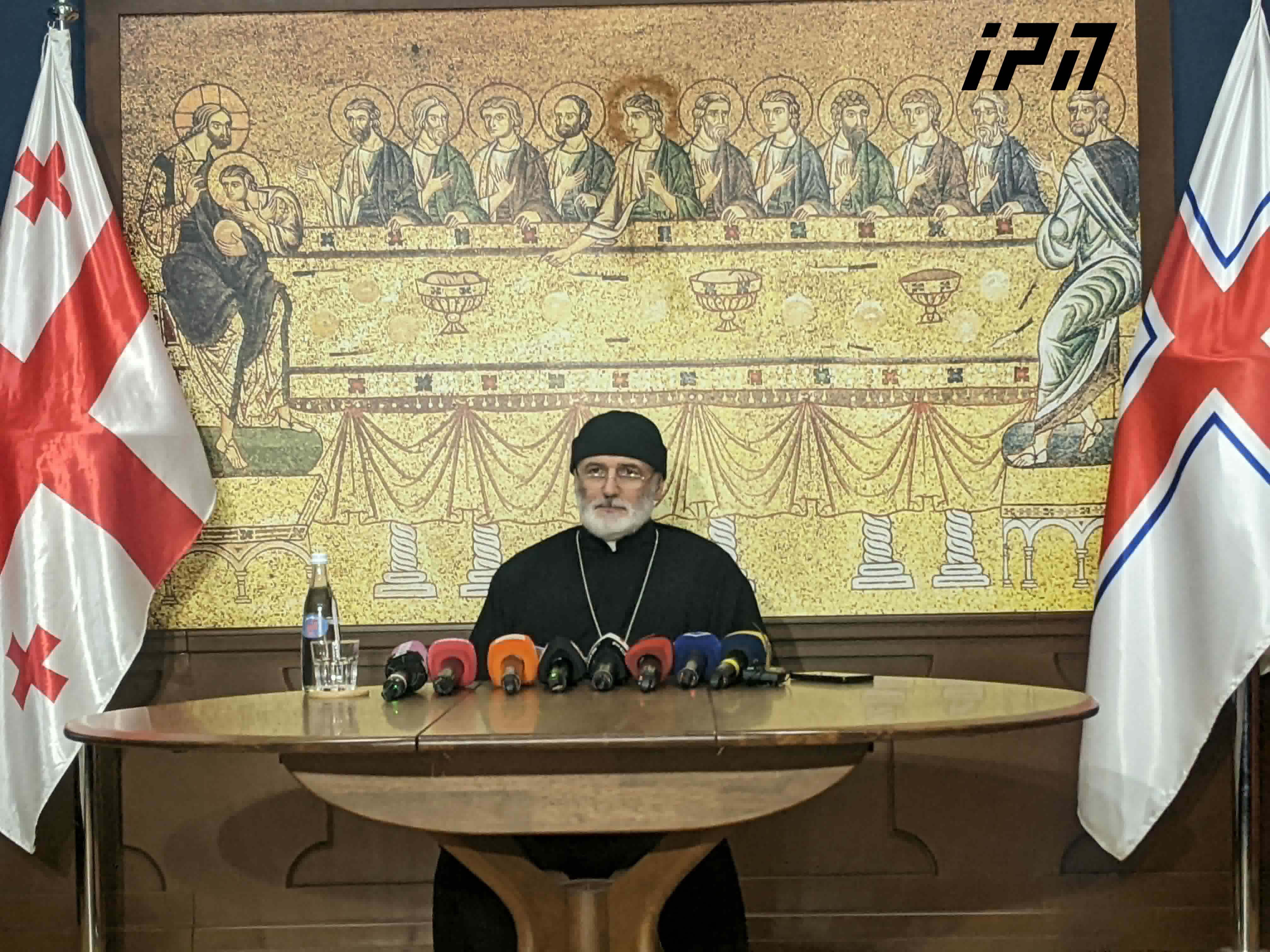 დეკანოზი ანდრია ჯაღმაიძე - შედეგს გამოაცხადებს მეუფე ანანია, ის არის ხმის დამთვლელი კომისიის თავმჯდომარე - ინტრონიზაციას ხვალ გამოვაცხადებთ, თარიღის შესახებ გადაწყვეტილება უნდა მიიღოს უკვე გამორჩეულმა პატრიარქმა