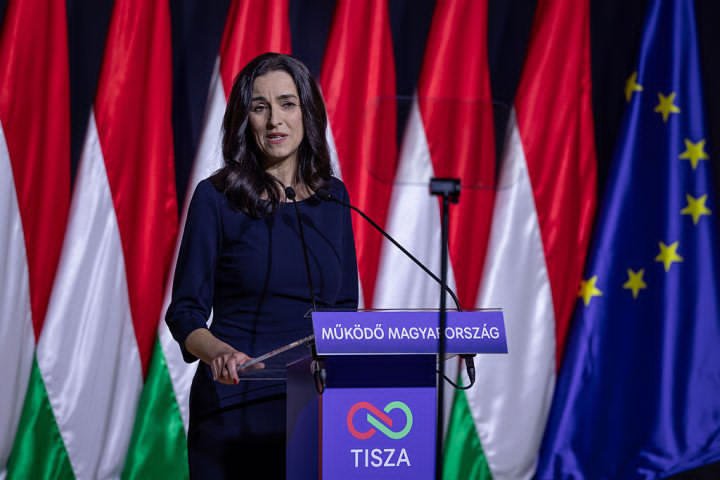 ანიტა ორბანი - უნგრეთის მთავრობა მკაცრად გმობს რუსეთის თავდასხმას და მოსახლეობის წინააღმდეგ აგრესიის დაუყოვნებლივ შეწყვეტას მოითხოვს - რუსეთის ელჩს განვუცხადე, რომ აბსოლუტურად მიუღებელია ზაკარპატიეზე დარტყმები