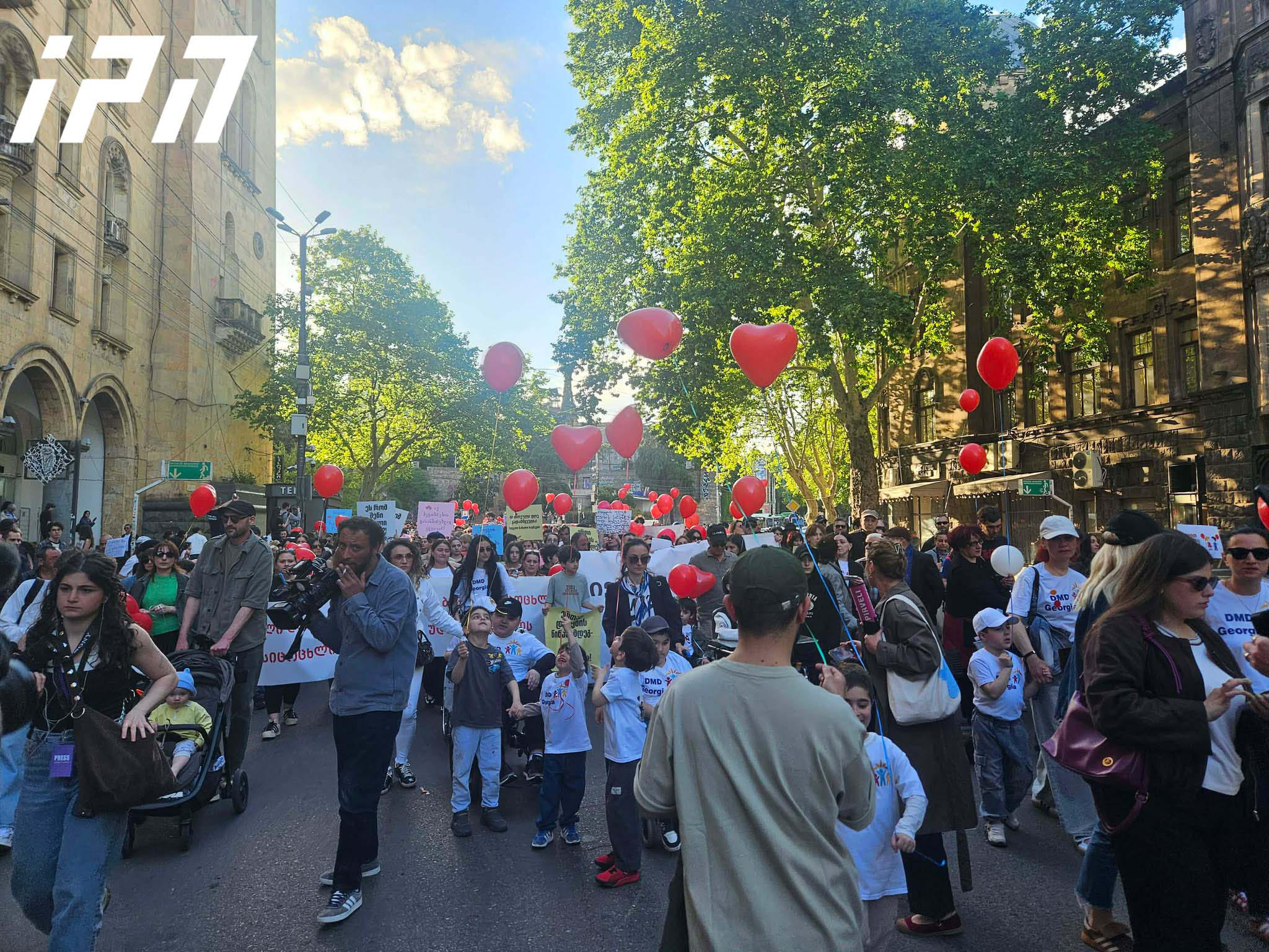 A march in support of children with Duchenne disease is currently taking place in Tbilisi under the slogan “Give medicine to the children"