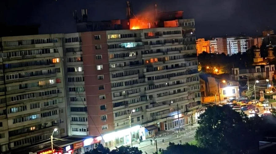 რუმინეთში რუსული დრონი კორპუსს შეეჯახა, რამაც ხანძარი გამოიწვია - არიან დაშავებულები