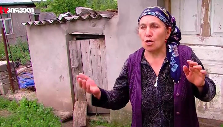 არსებული ინფორმაციით, ბოლნისში 42 წლის ქალმა მცირეწლოვანი შვილი მაკრატლის გამოყენებით მოკლა - ადგილობრივების ცნობით, ბავშვს დაზიანება გულის არეში აქვს მიყენებული