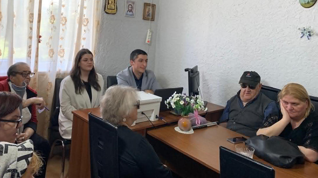 GCCA-ის სასწავლო კვლევითი ცენტრის ორგანიზებით, საქართველოს უსინათლოთა კავშირის ქუთაისის ფილიალის წევრებთან საინფორმაციო შეხვედრა ჩატარდა