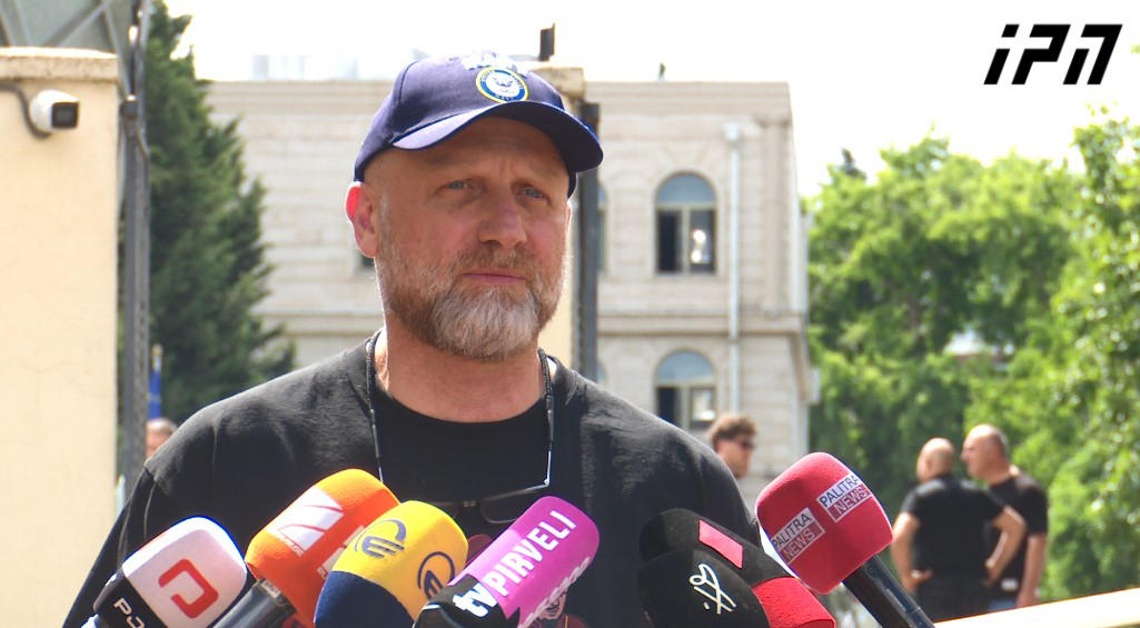 ზურაბ ჯაფარიძე ე.წ. საბოტაჟის საქმეზე - სასამართლო პროცესზე მოწმემ მამუკას და ბადრის დაადო თავიდან ხელი, მერე თქვა, რომ იქ სხვა ლიდერებიც იყვნენო - თავის საწინააღმდეგო რაღაცებიც თქვა