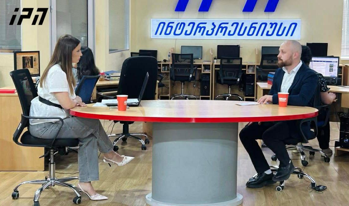 ნიკა ხომასურიძე - „ქართულმა ოცნებამ“ ხელისუფლების საჯარო მოწოდებით არაღიარება დასჯადი გახადა - გამოდის, უნდა სდიონ ევროპარლამენტარებს, რადგან რეზოლუციაში პირდაპირ მოწოდებულია, რომ არ უნდა აღიარონ უდიპლომო პრეზიდენტი