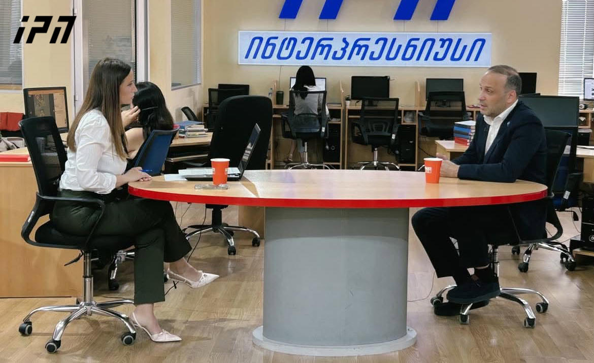 ლევან გოგიჩაიშვილი - ლევან იოსელიანს ვერ ვათქმევინეთ ის, რაც ანგარიშში უწერია, საკუთარი ანგარიში ვერ გადმოსცა - ვკითხულობთ, ხომ არ არის მისი სიჩუმე განპირობებული იმით, რომ მისი ოჯახის წევრები ენერგეტიკულ ბიზნესში პრივილეგიებით სარგებლობენ?
